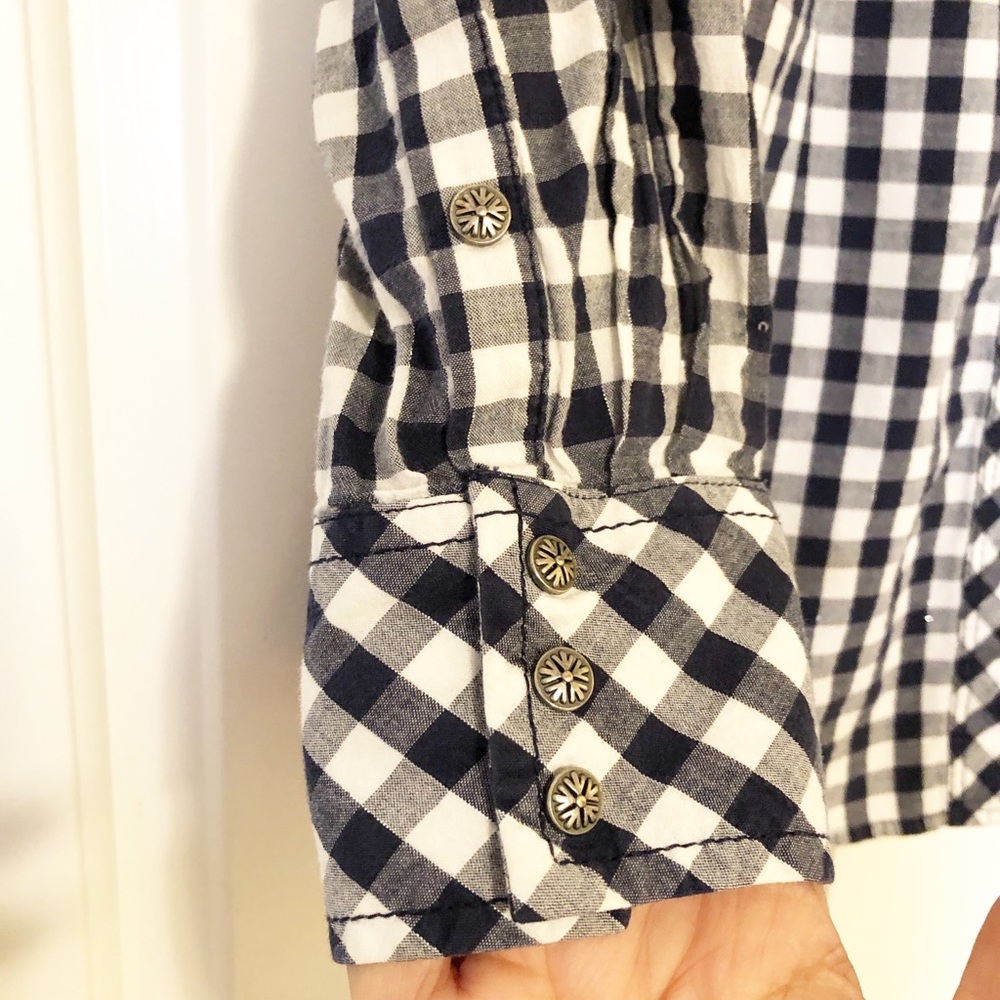 Ariat western style dark blue white checkered fitted long sleeve button fron top - Picture 10 of 16
